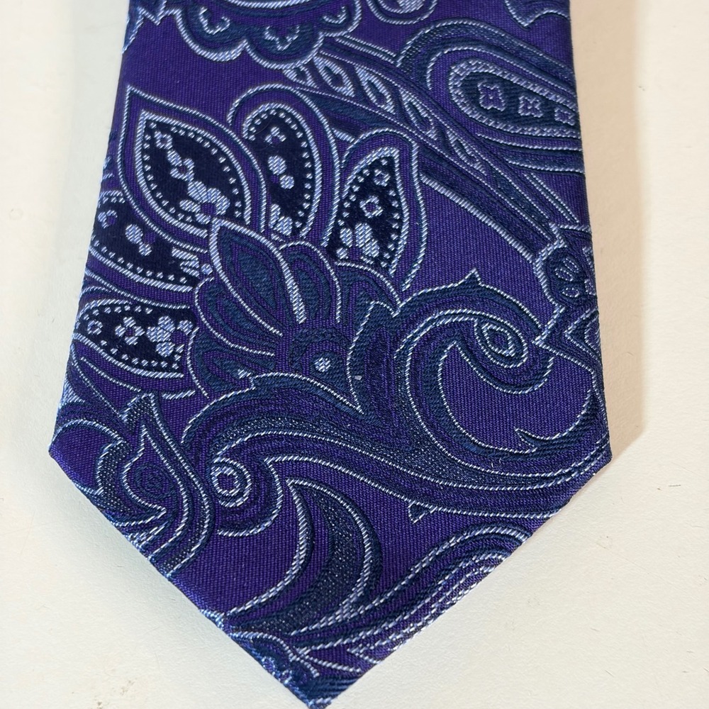 Tasso Elba Mattio Paisley 100% Silk Necktie Purple Blue 10003511700 Mens Tie NWT